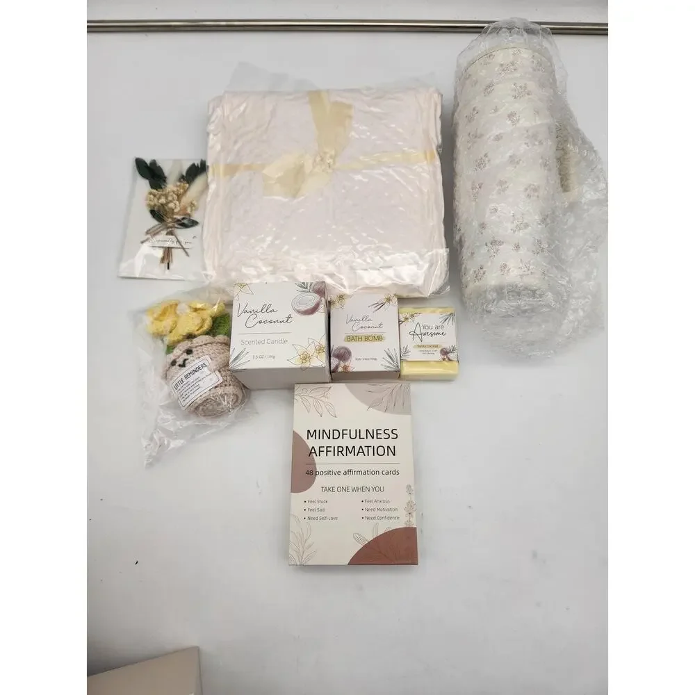 Hug in a Box Self-Care Gift Set – New